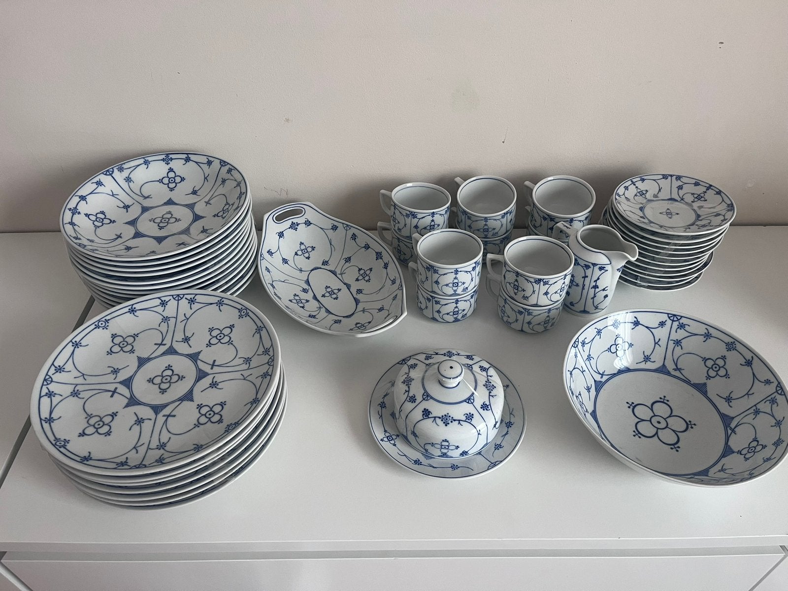 Bavaria servies nieuwstaat (Boch), Ophalen