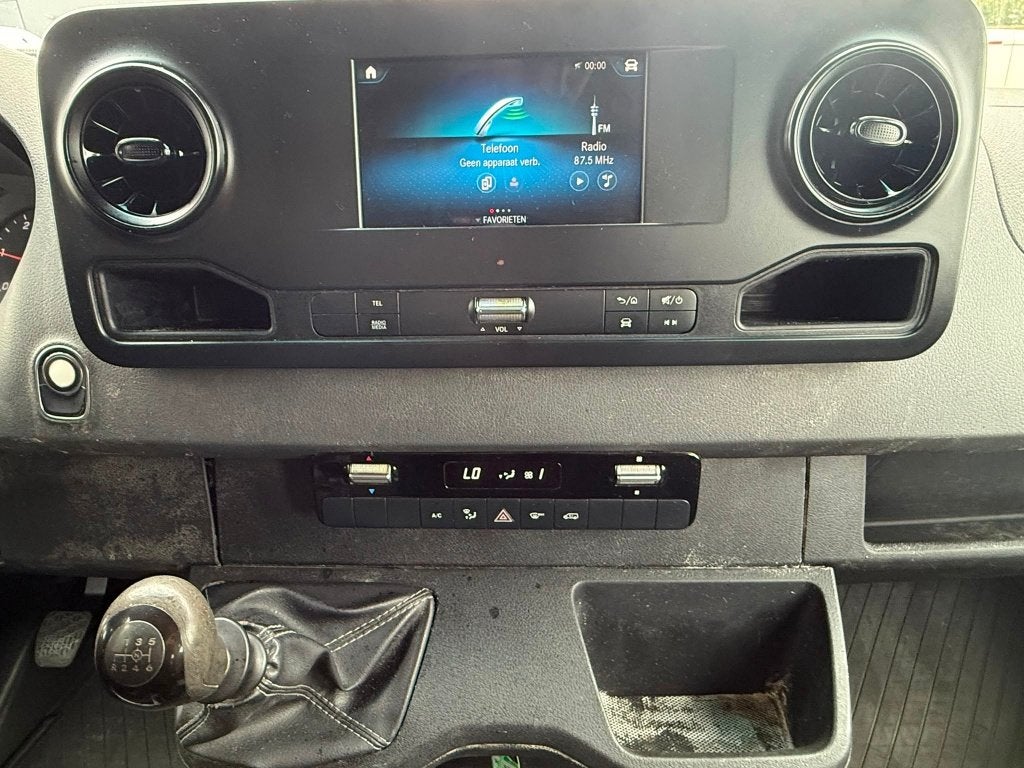 Mercedes-Benz Sprinter 519 (Stock ID 51173) — 23