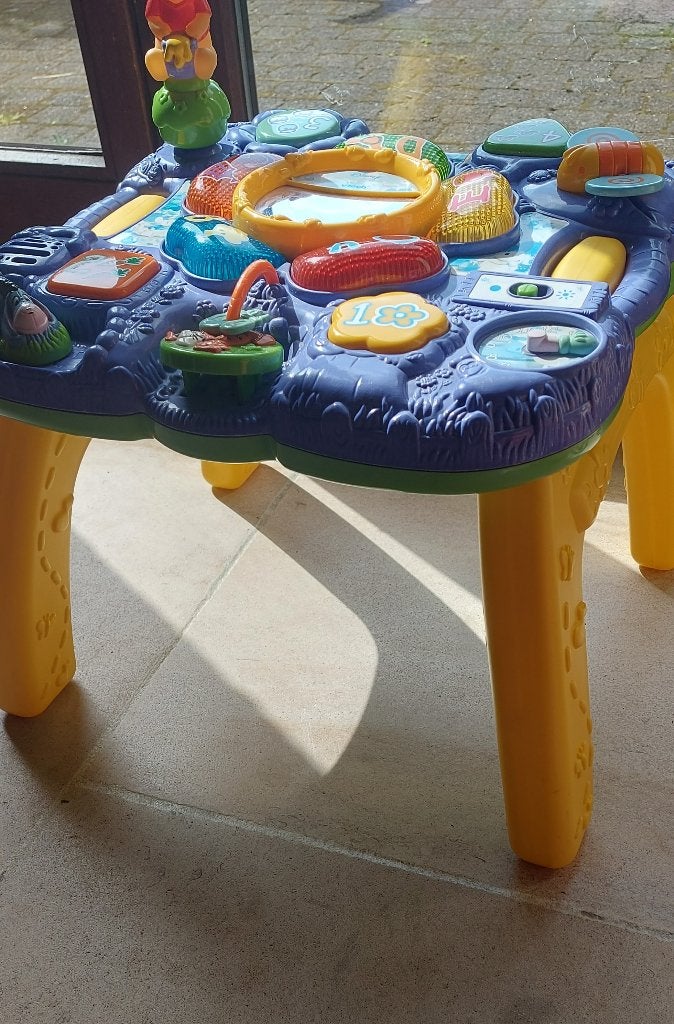 V tech vriendjes speeltuin, Kinderen en Baby's, Ophalen, Gebruikt, 6 maanden tot 2 jaar