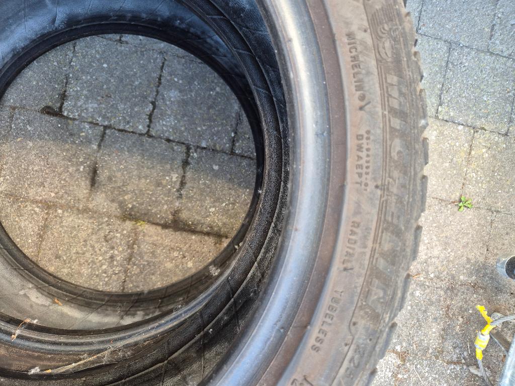 Autobanden 2x Semperit en 2x Michelin, Ophalen, Gebruikt, All Season, Band(en)