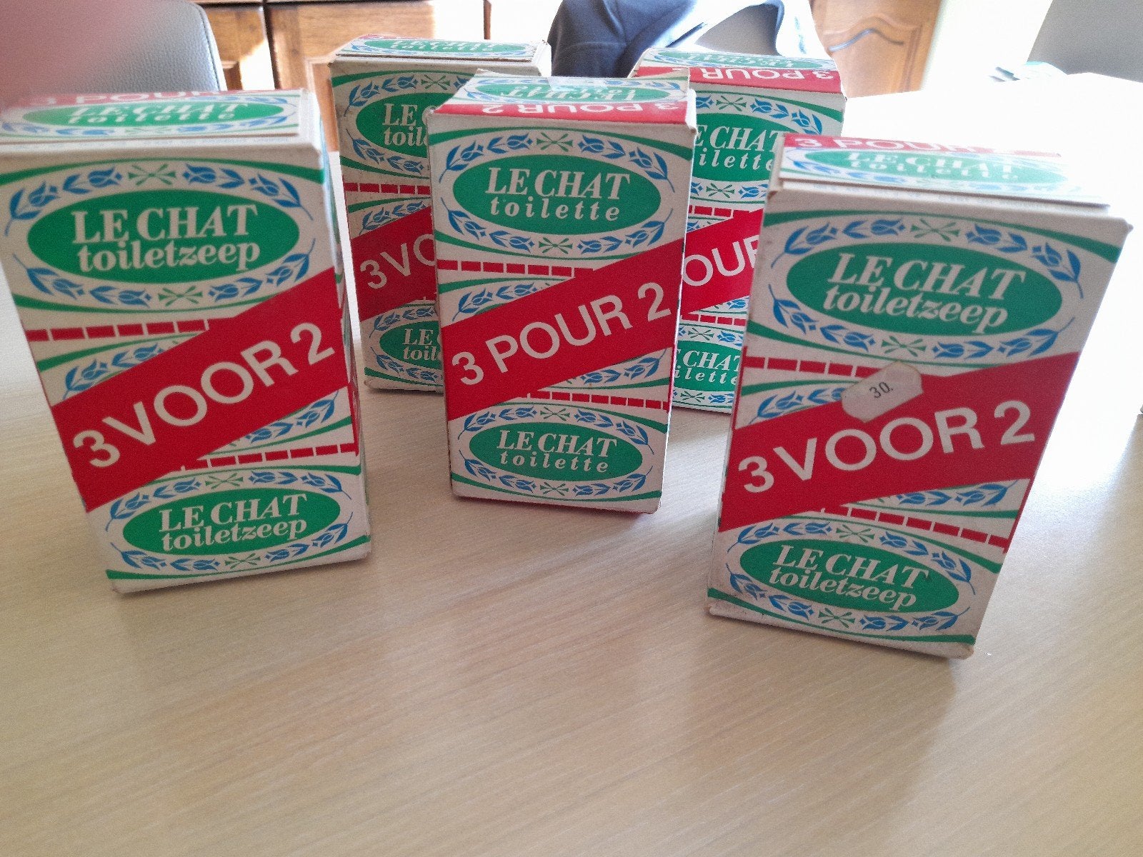 Toiletzeep le chat, Collections, Enlèvement