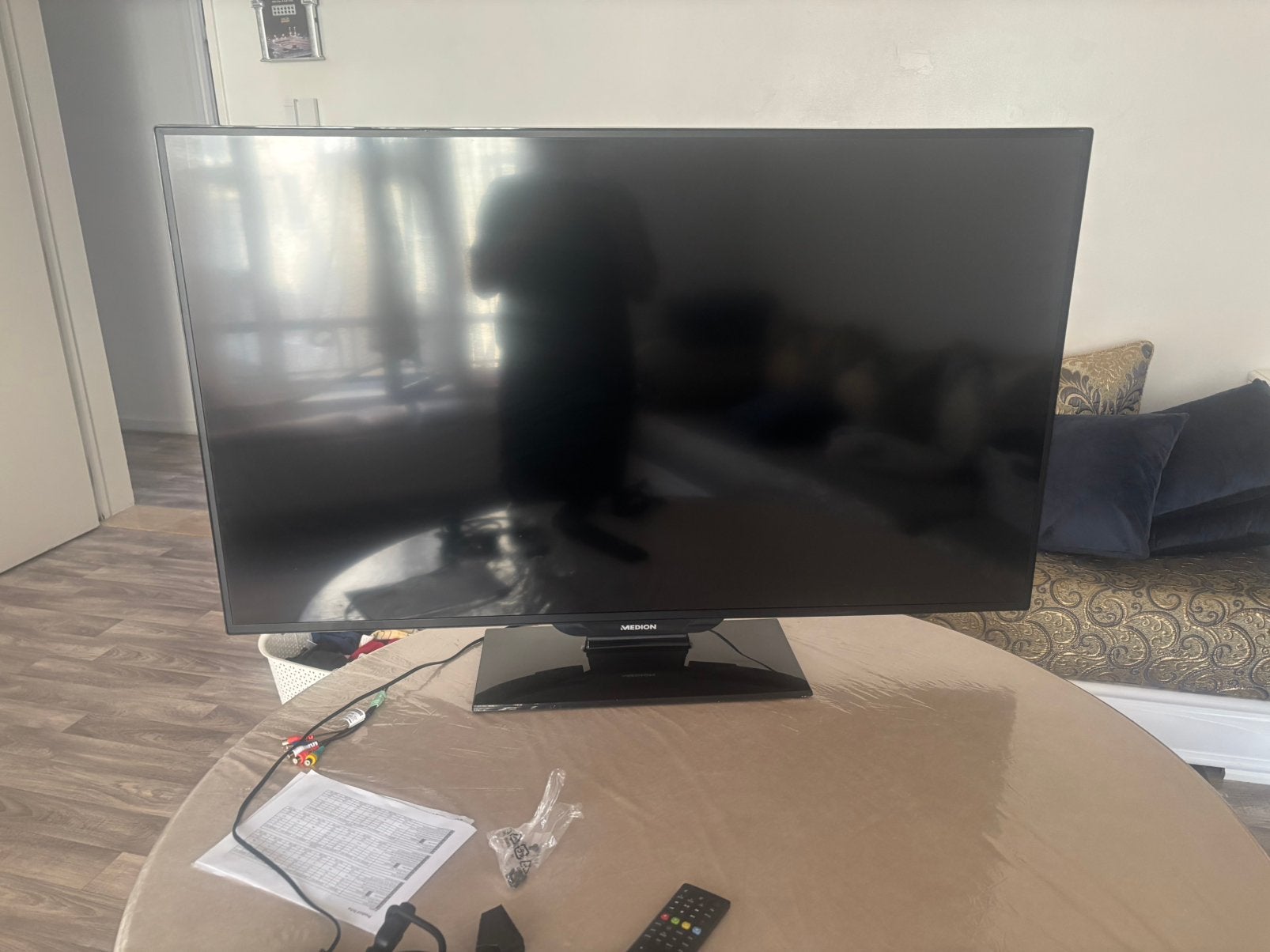 Smart tv medion, Audio, Tv en Foto, Televisies, Ophalen, Zo goed als nieuw, Smart TV