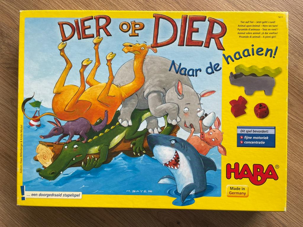 Dier op dier- naar de haaien, Hobby & Loisirs créatifs, Jeux de société | Autre, Enlèvement ou Envoi, Comme neuf