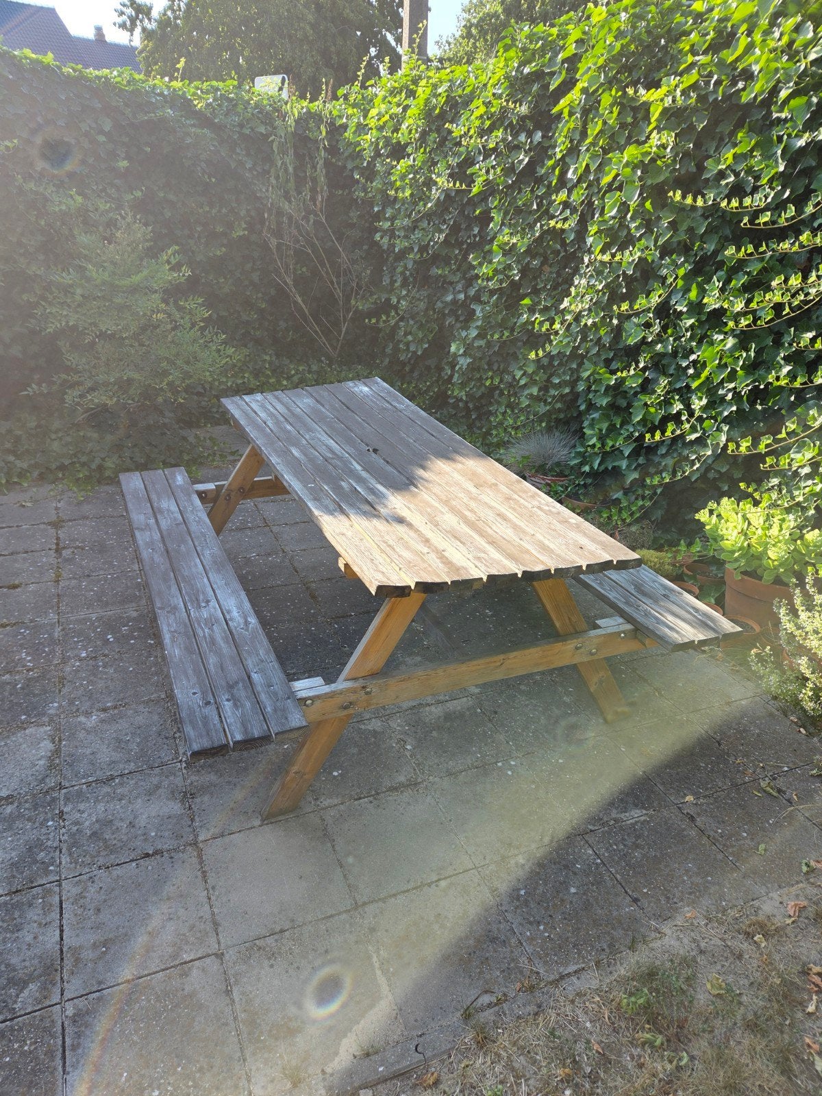 Gratis picknicktafel. Op te halen in Wetteren, Ophalen