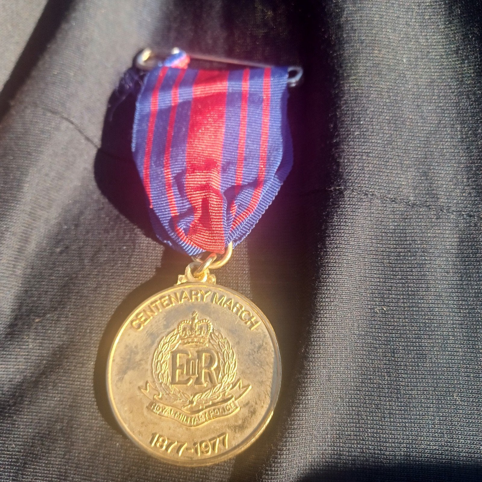 medaille 100 ans 1877-1977, Ophalen