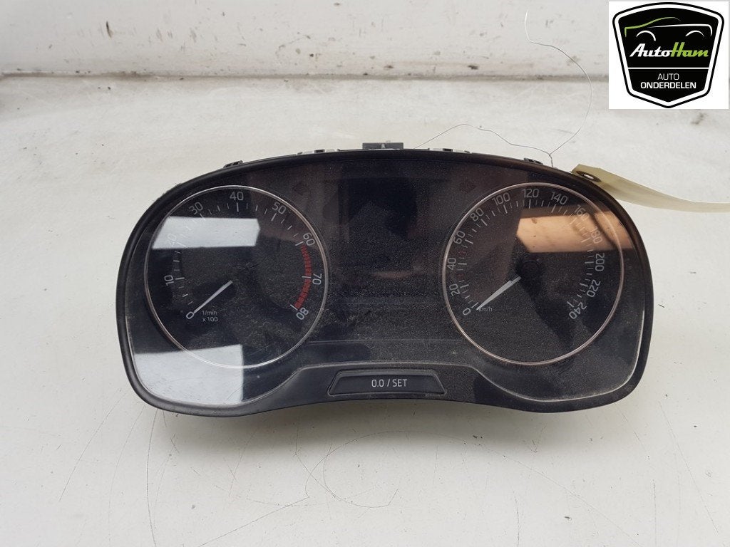 INSTRUMENTS DE BORD Skoda Fabia III (NJ3) (|6V0920730A|), Utilisé, Skoda