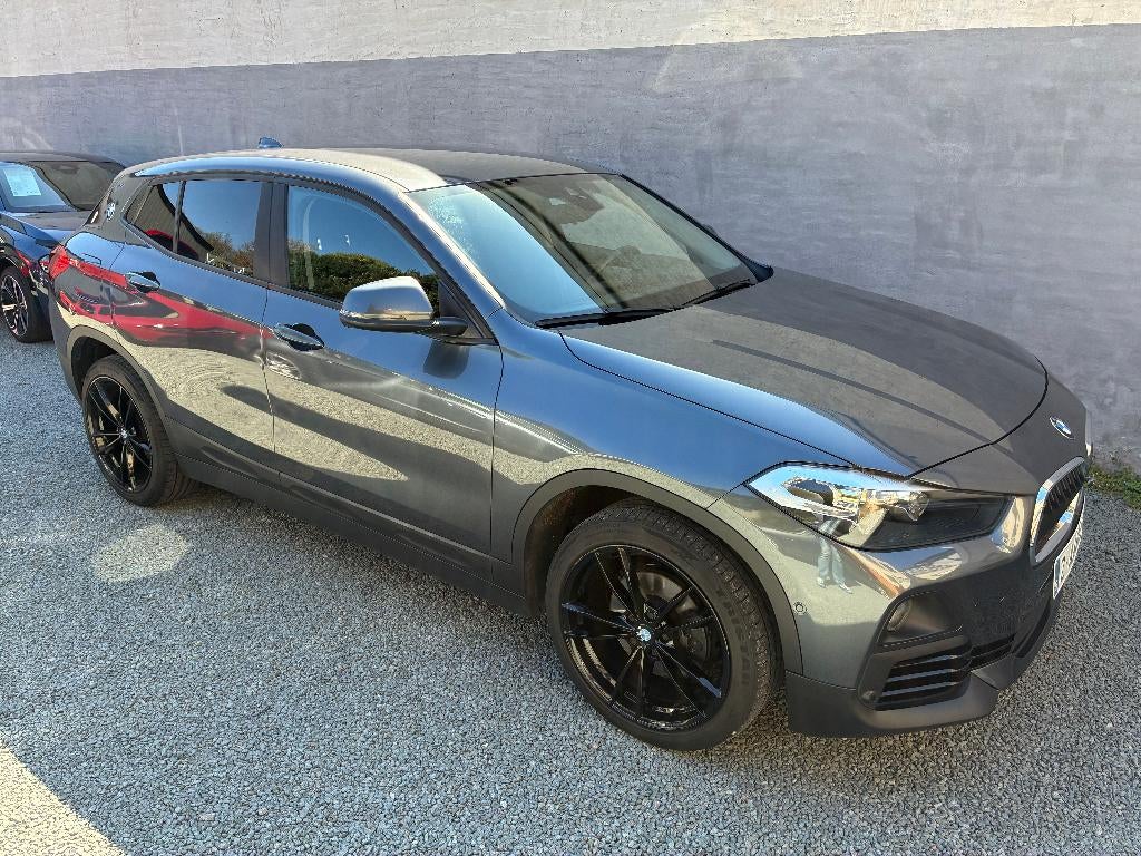 BMW X2 1.5iA sDrive18 OPF Advantage, Autos, BMW, 100 kW, Argent ou Gris, Entreprise, Carnet d'entretien