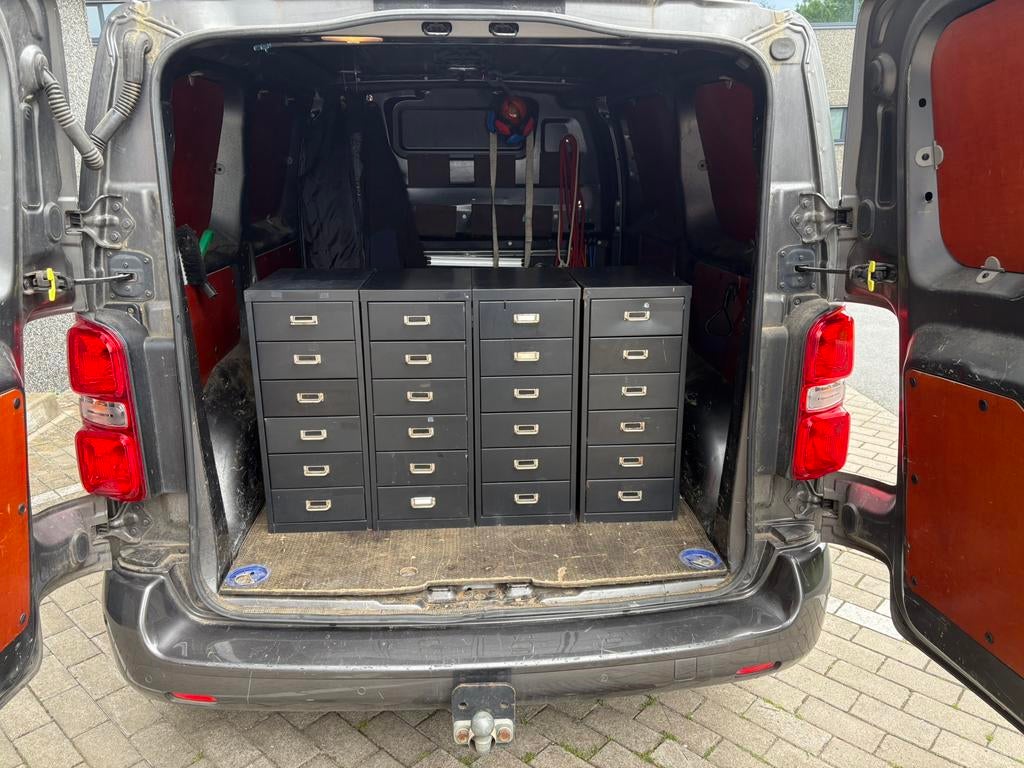 4 stuks kasten voor in auto/werkplaats ( zie omschrijving ), Ophalen, Voor