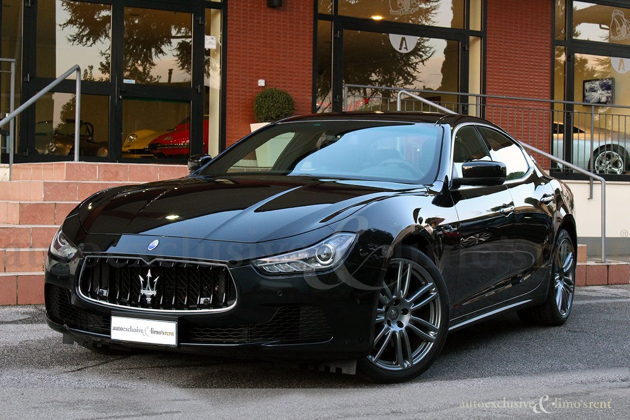 A vendre Maserati ghibli 3L diesel sport en bonne état, Automaat, Euro 5, Leder, Bedrijf