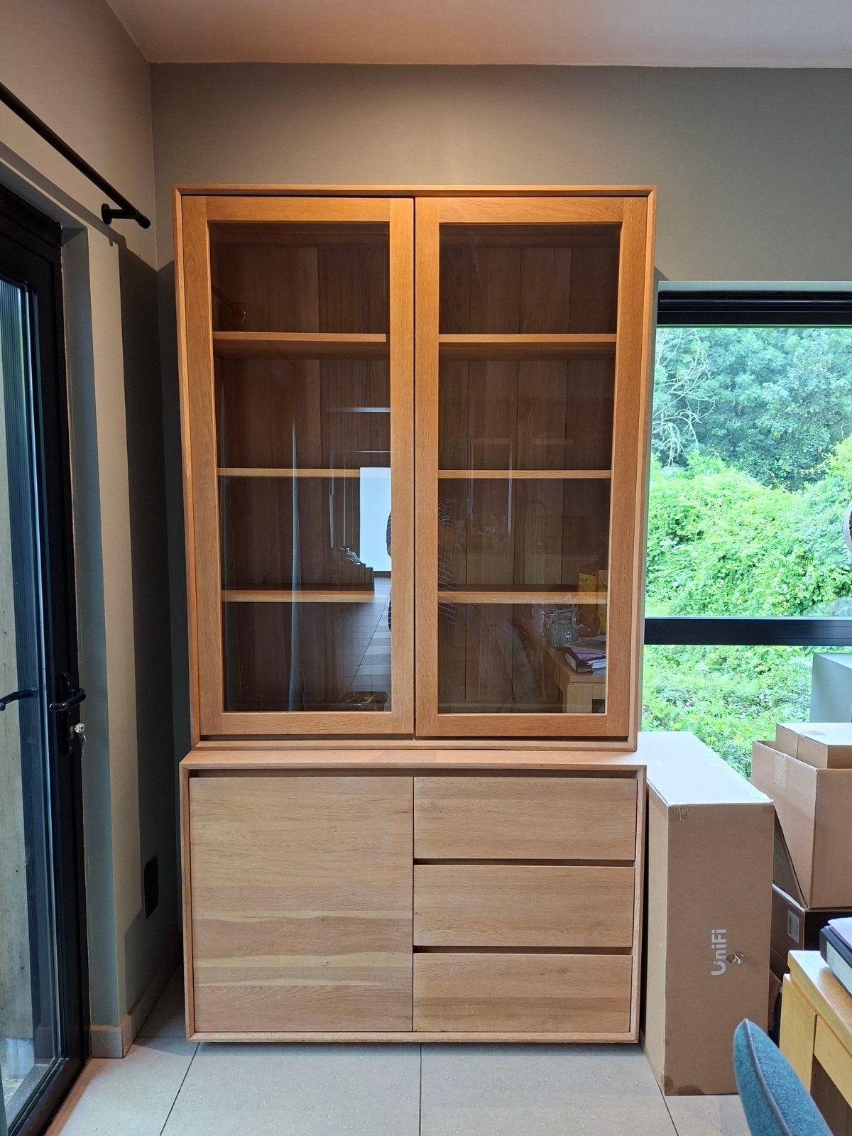 Buffet en chêne, Maison & Meubles, Armoires | Buffets, 25 à 50 cm, Avec tablette(s), 100 à 150 cm, Enlèvement