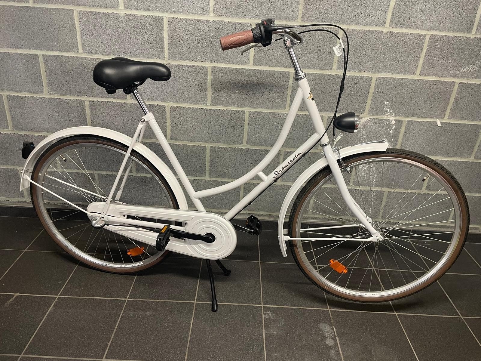 Vélo hollandais 28p Femme Maxim Strömsholm, Vélos & Vélomoteurs, Neuf, Frein à rétropédalage, 53 à 56 cm, Enlèvement