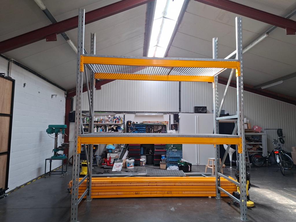 Palletstelling  van provost, Ophalen