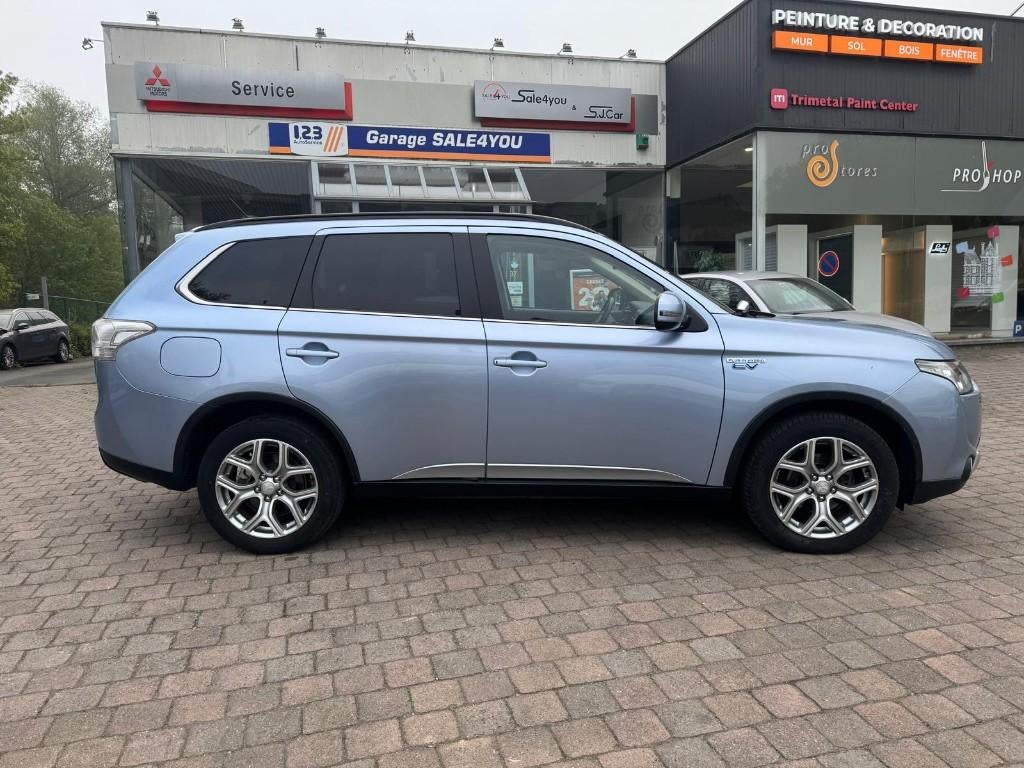 Mitsubishi Outlander PHEV – 1er propriétaire – 45 000 km, Auto's, Mitsubishi, Automaat, Outlander, Zwart, 89 kW