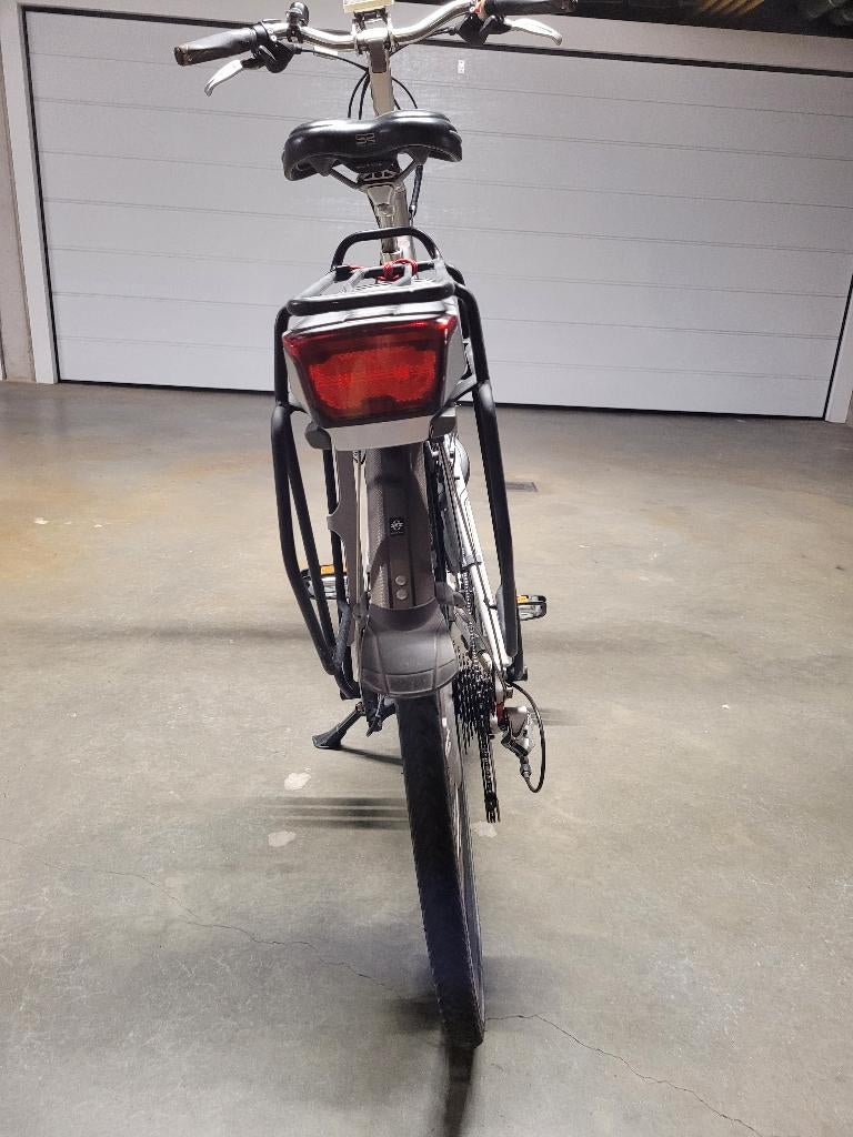 electrische fiets, trek, Fietsen en Brommers, Elektrische fietsen, Ophalen, Gebruikt, 30 tot 50 km per accu