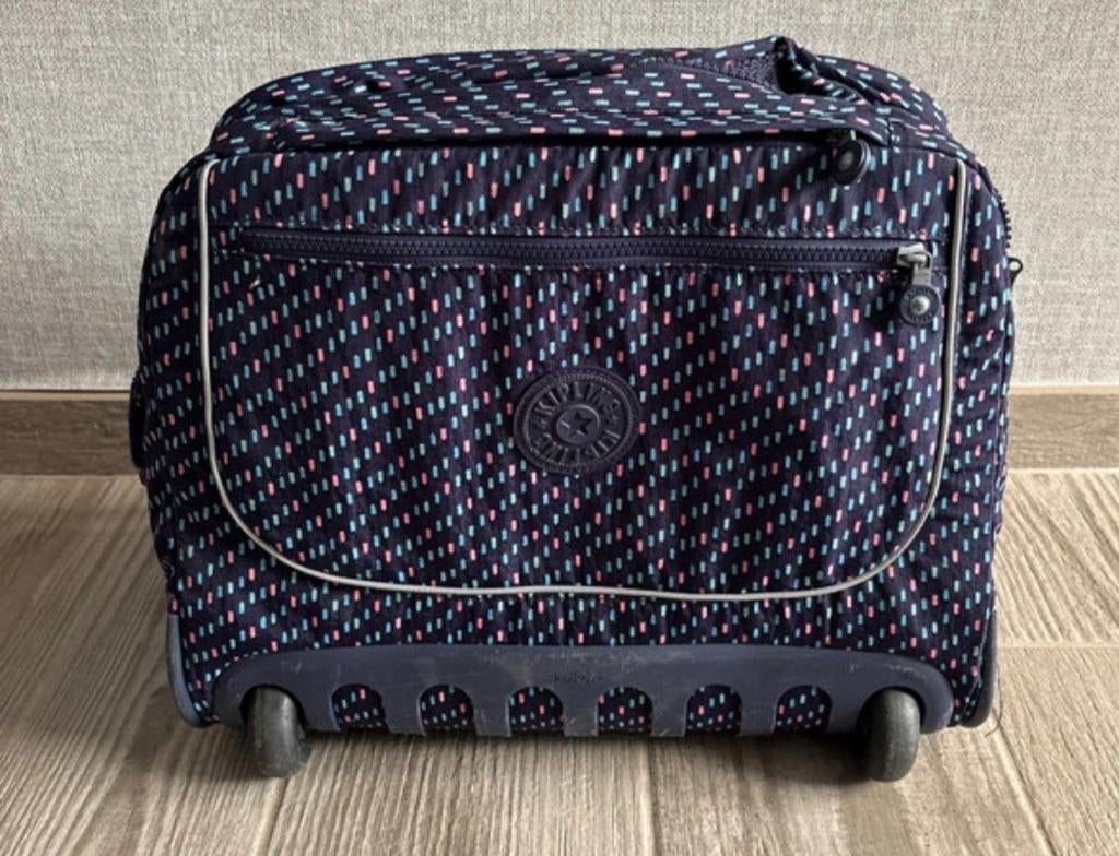 sacoche Kipling, Enlèvement