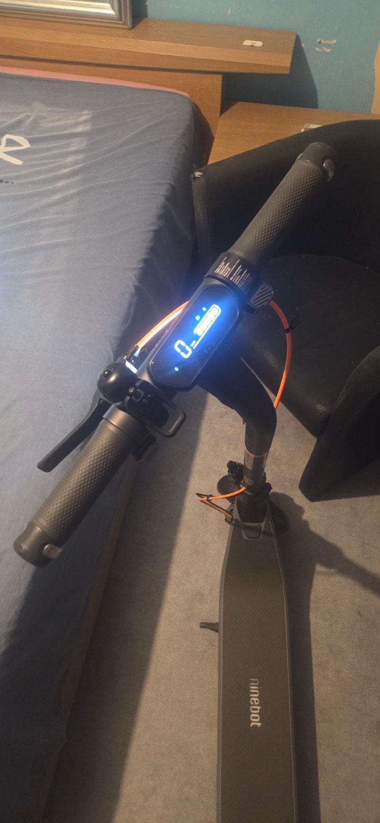 PROMO À PRIX RÉDUIT MOTORISÉ SEGWAY E2 PLUS E II, Vélos & Vélomoteurs, Trottinettes, Enlèvement, Comme neuf, Step électrique (E-scooter)