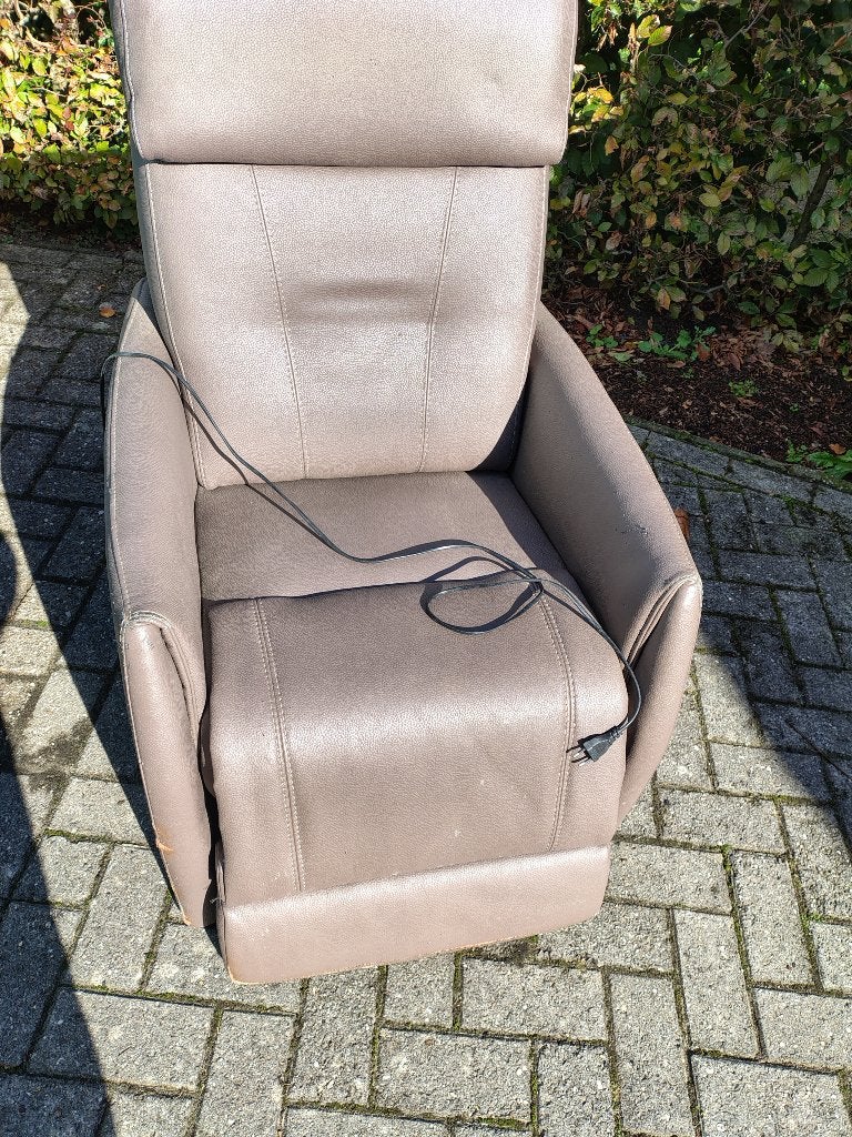 Elecktrische relaxzetel, Ophalen, Kunststof, Gebruikt, Klassiek
