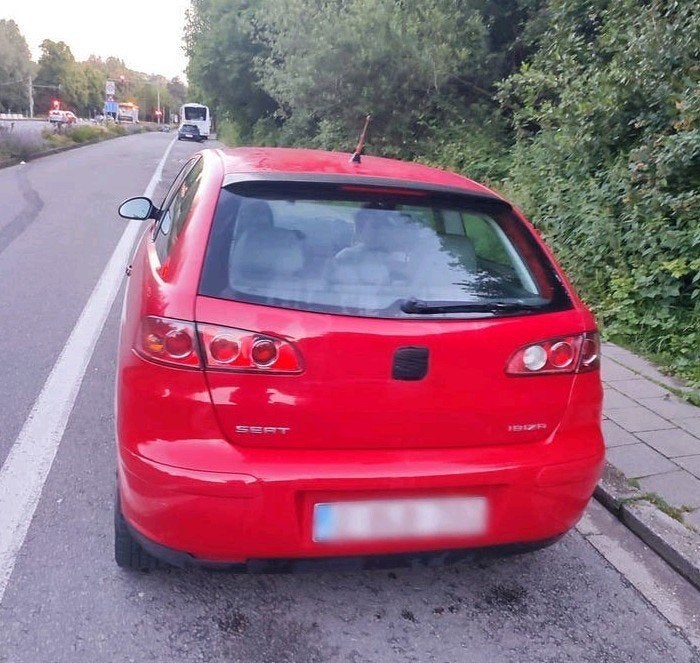 Seat Ibiza 1.4 essence, manuelle, avec ou sans contrôle, Autos, Rouge, Achat, Boîte manuelle, Ibiza