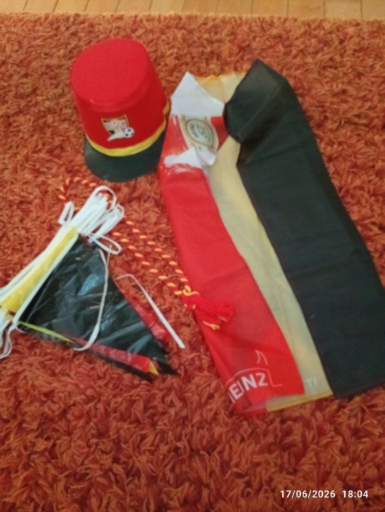 Accessoires lot diable rouge, Sport en Fitness, Voetbal, Ophalen, Zo goed als nieuw