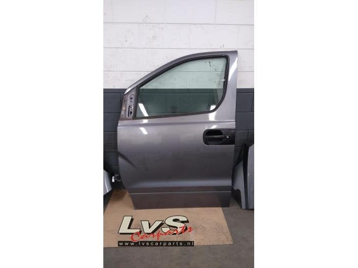 Portière 2portes gauche d'un Hyundai H300 (NDA), -, 3 mois de garantie, Utilisé, Porte