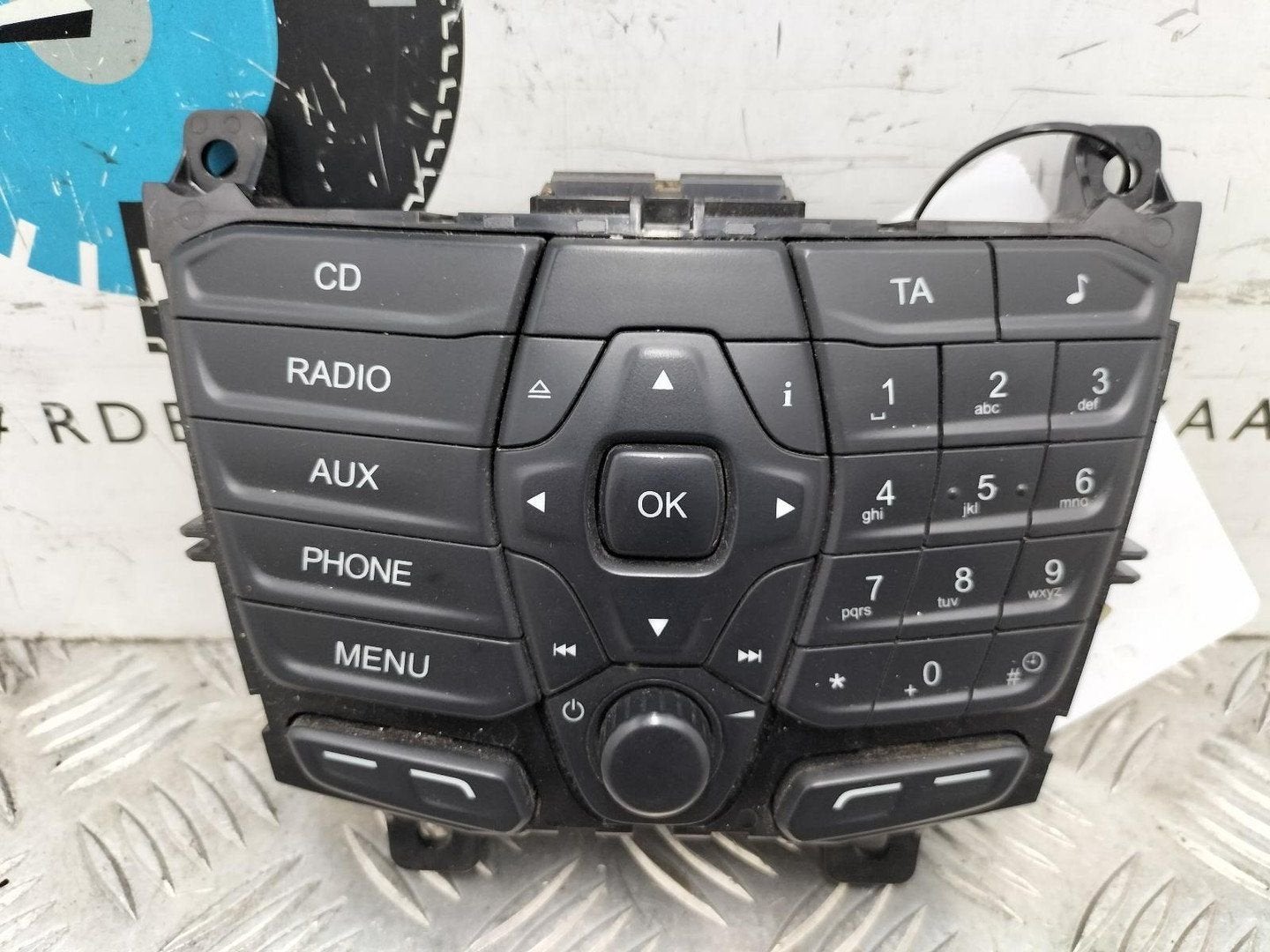 FORD TRANSIT L4H3 TREND  RADIO 2015, Enlèvement ou Envoi, Utilisé, Stiba membre