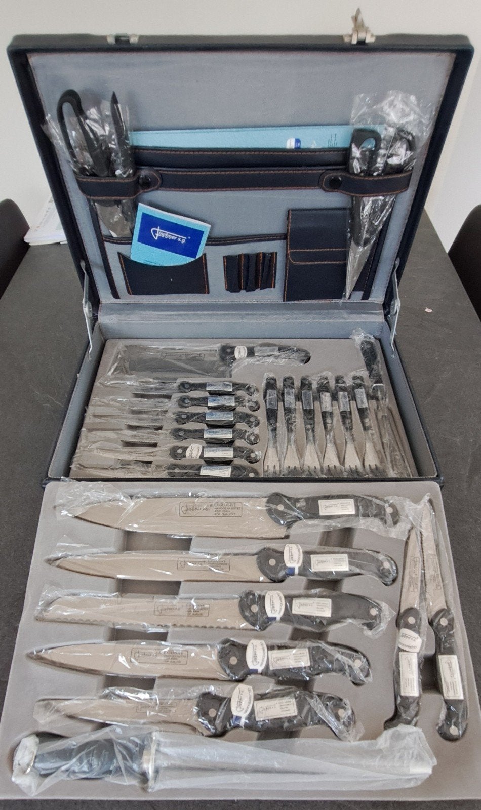 Set de couteaux Fischner dans un étui, Maison & Meubles, Cuisine | Couverts, Neuf, Set de couverts, Inox ou Chrome, Enlèvement
