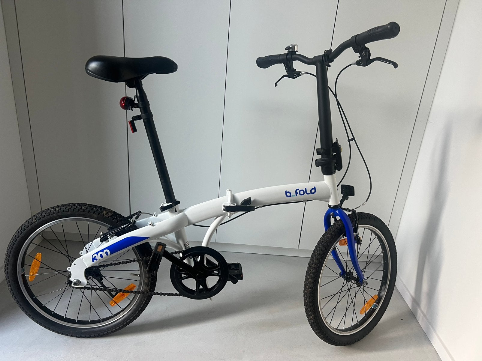 B Fold 300 vouwfiets Decathlon - nieuwstaat, Fietsen en Brommers, Ophalen, Zo goed als nieuw