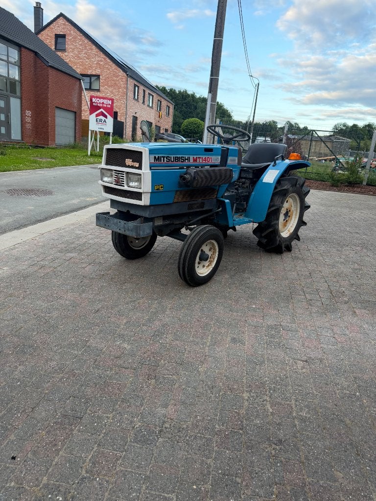 prachtige Mitsubishi mt1401 16pk 3cil zeer korte draaicirkel, Motoren, 3 cilinders