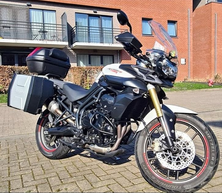 Triumph tiger 800 - 2011, Motoren, Motorrijbewijs A, Gebruikt, 3 cilinders, Particulier