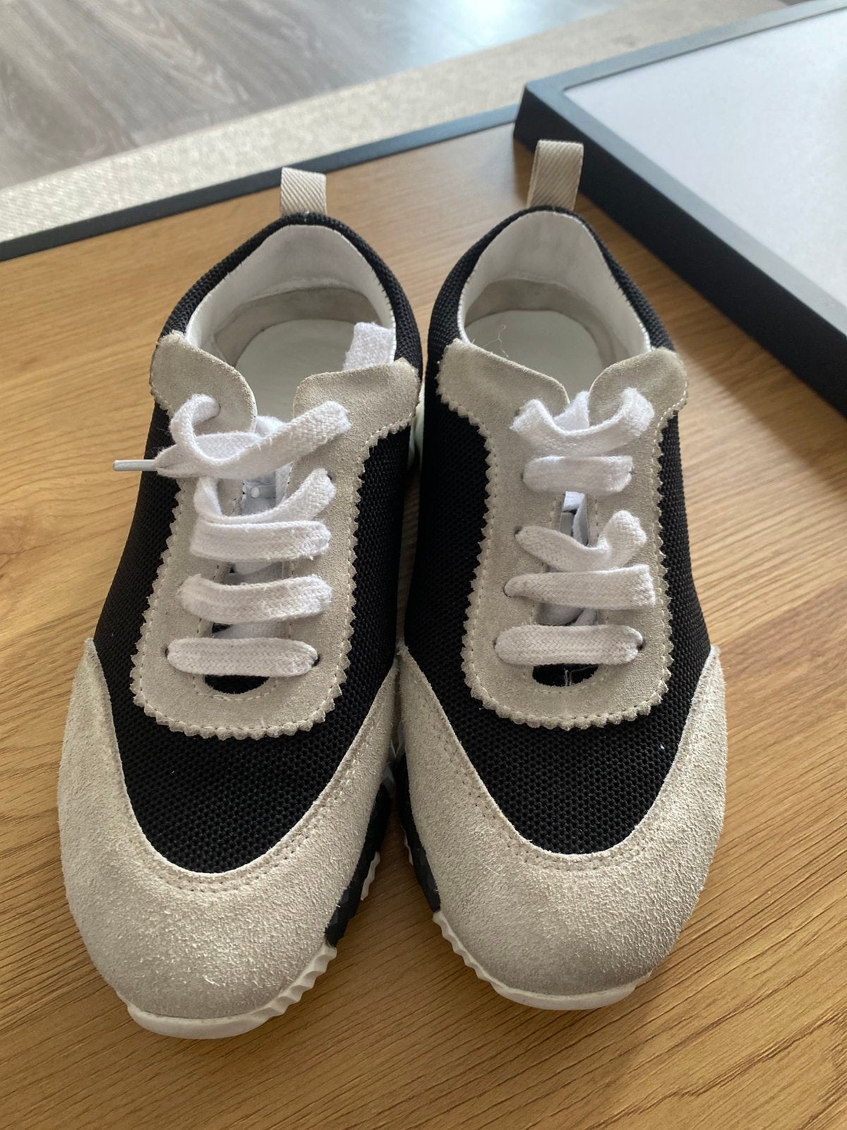 Hermes schoenen maat 36, Ophalen, Zo goed als nieuw