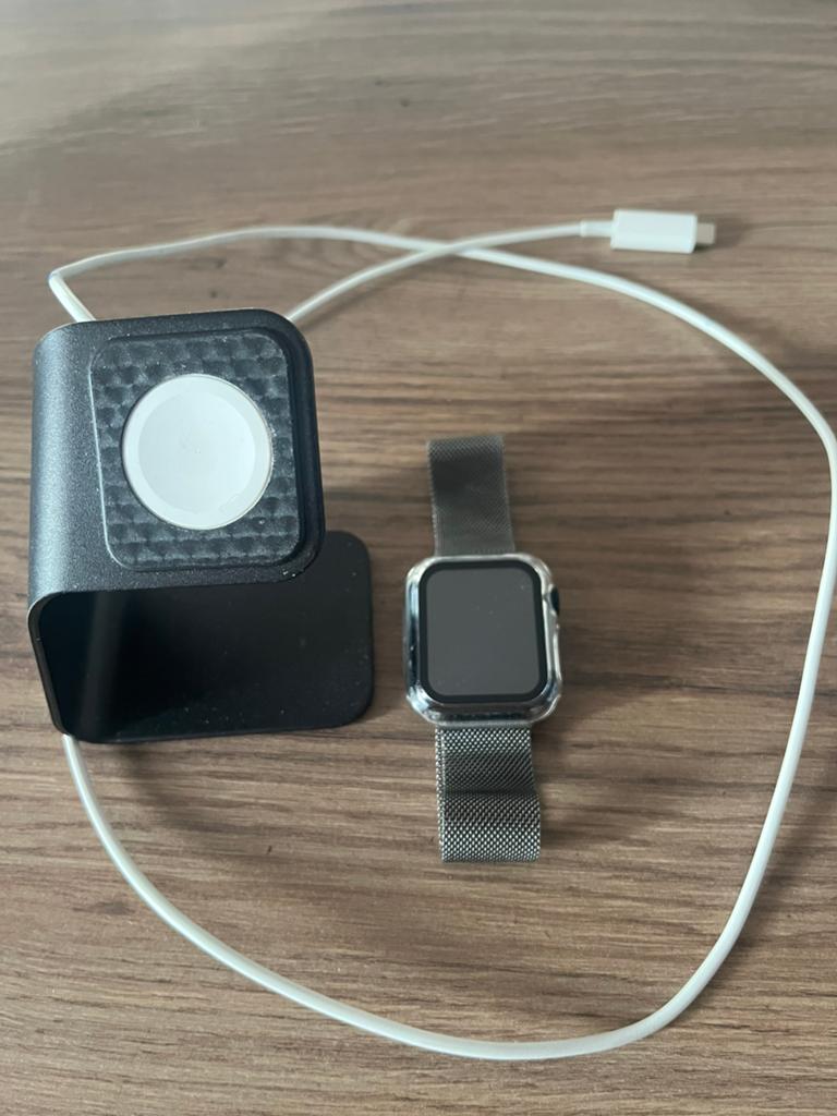 Apple Watch SE 2e gen, 40 mm, 87% batterij, Handtassen en Accessoires, Smartwatches, Ophalen, GPS, Gebruikt, IOS