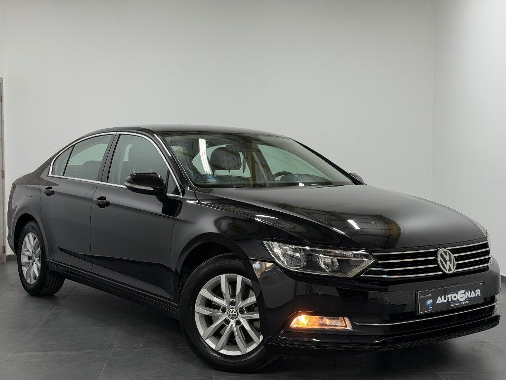 Volkswagen Passat 1.6 CR TDi - Airco - Navi - Camera, Autos, Volkswagen, Achat, Euro 6, Entreprise, Boîte manuelle