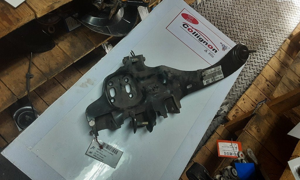 BRAS DE SUSPENSION ARRIÈRE GAUCHE Focus 1 Wagon (M98AG), Mevr. I. Hauben, Rue de l'Espoir 34 34
4030  GRIVEGNÉE, BE, Info@Collignon.be