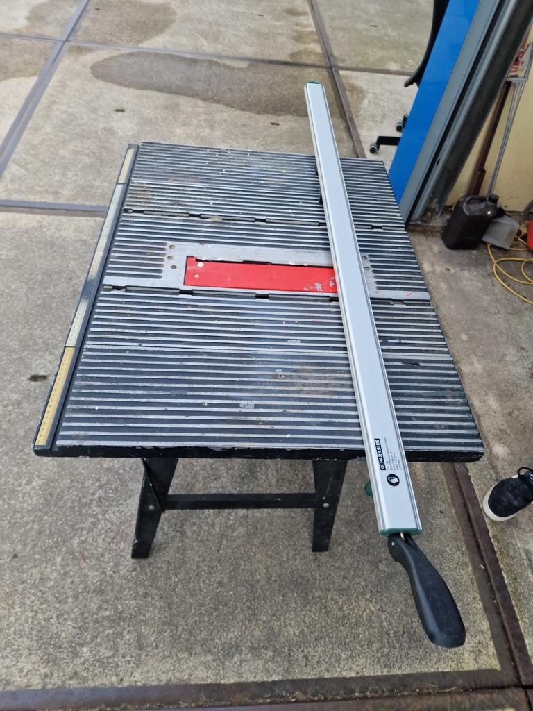 Tafelzaag 1300W – klaar voor gebruik, Doe-het-zelf en Bouw, Ophalen