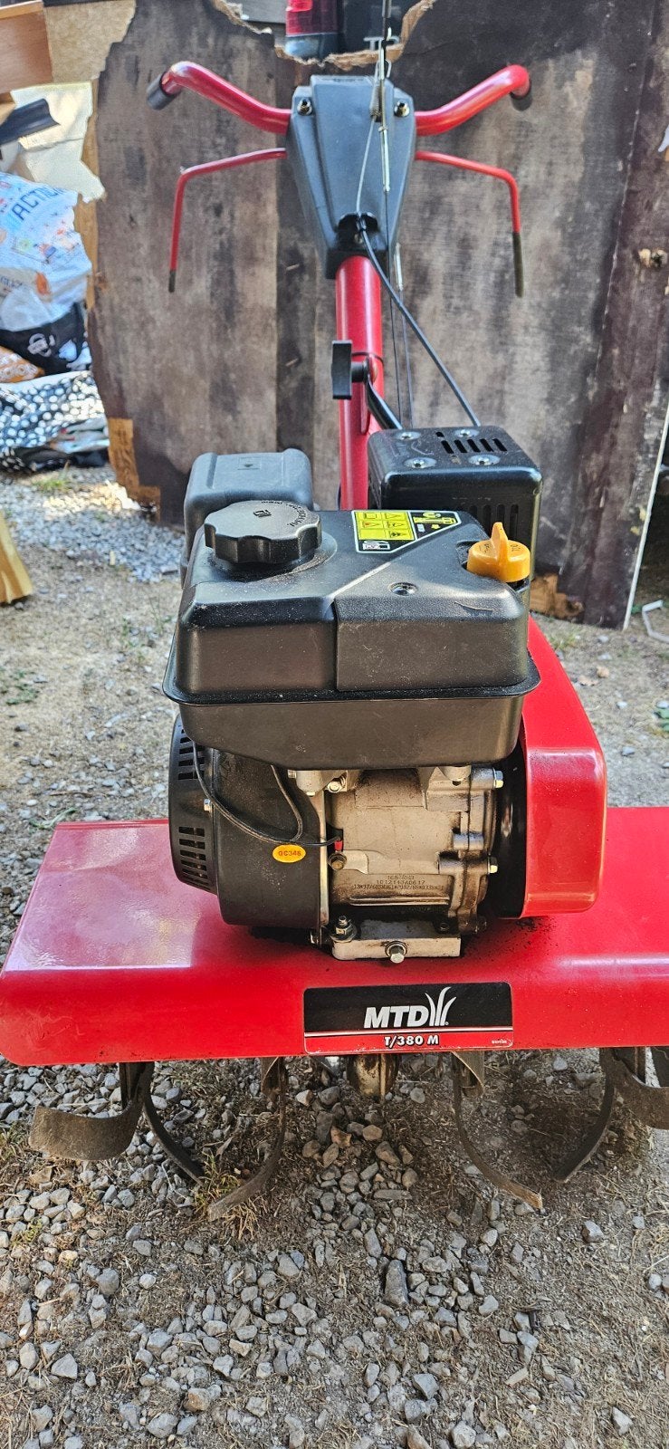 MTD T/380 M benzine-tuinfrees, Enlèvement, Utilisé, Essence