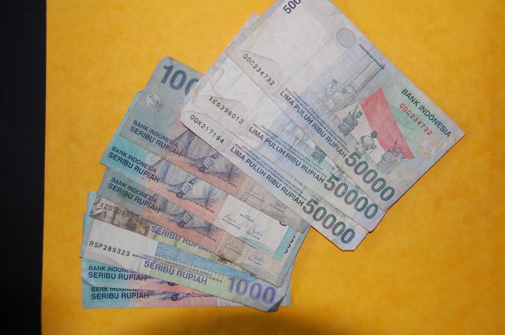 INDONESIA : 10 biljetten, Verzenden, Zuidoost-Azië, Setje