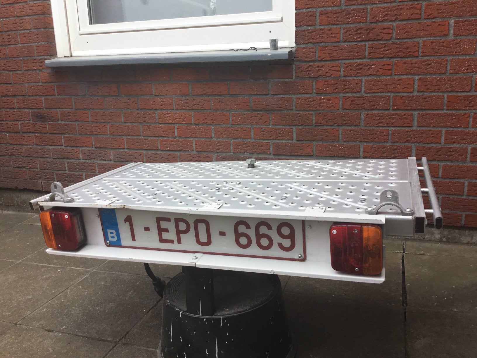 Plateau op trekhaak, Ophalen, Gebruikt