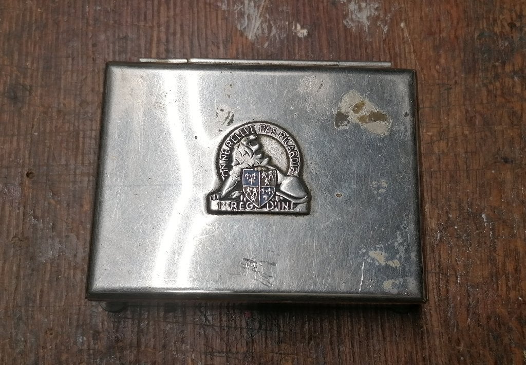 Boite militaire 1er régiment infanterie Picardie WW2 Indo, Envoi