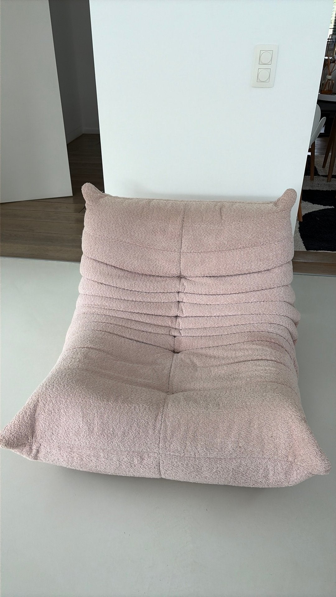 Fauteuil Togo Ligne Roset rose, Maison & Meubles, Enlèvement, Comme neuf, Une personne