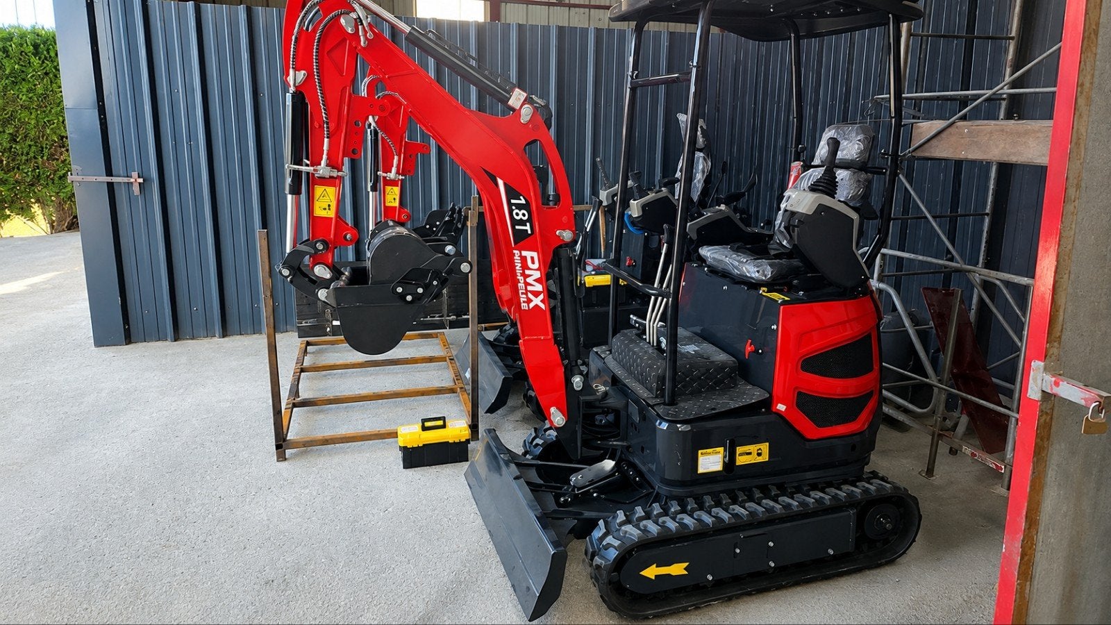 mini pelle 1.5 tonnes