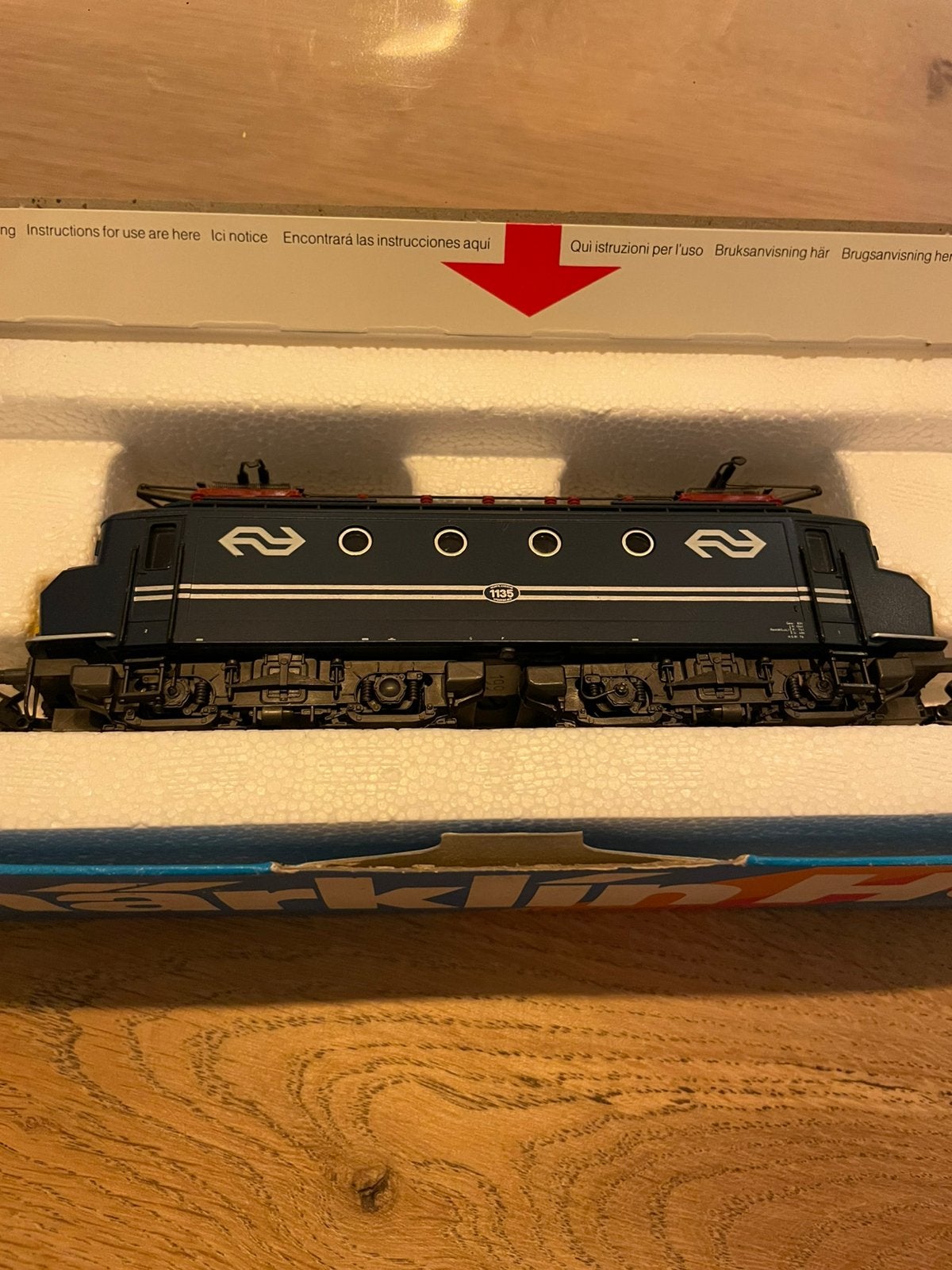Marklin 3327, Ophalen, Nieuw, Locomotief, NS