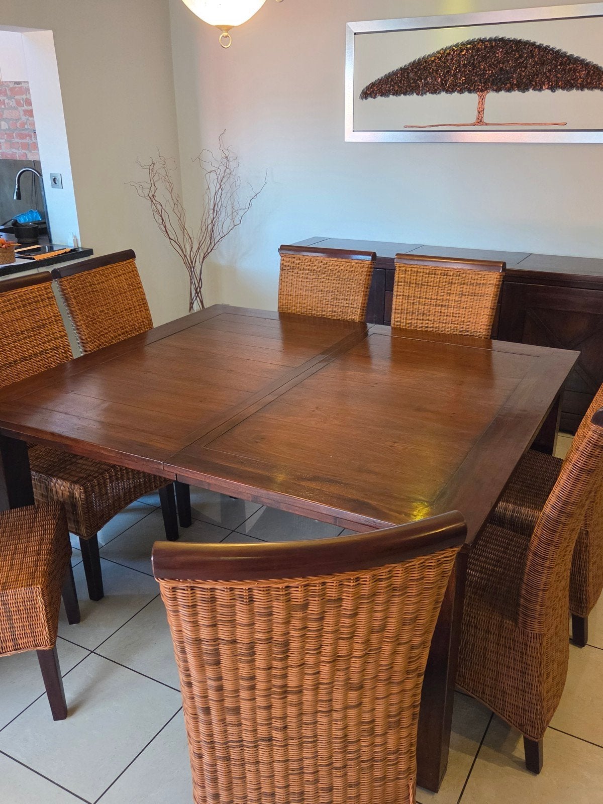 Salle à manger en bois de sésame, Maison & Meubles, Enlèvement ou Envoi, Comme neuf, Bois de sésame d'Asie, 8 chaises ou plus