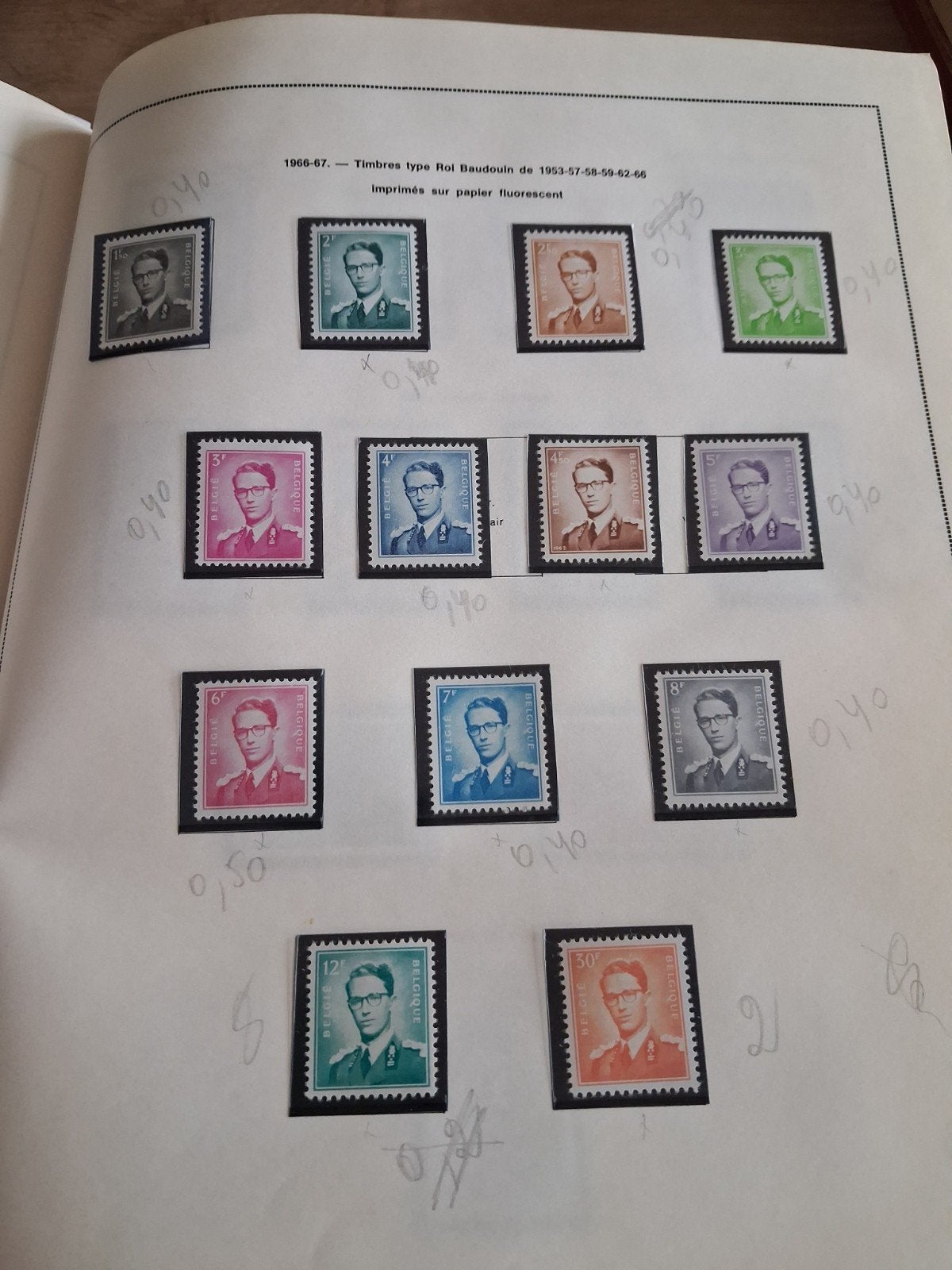 planche complète 1966 67 Roi Baudoin, Timbres & Monnaies, Timbres | Europe | Belgique, Enlèvement ou Envoi