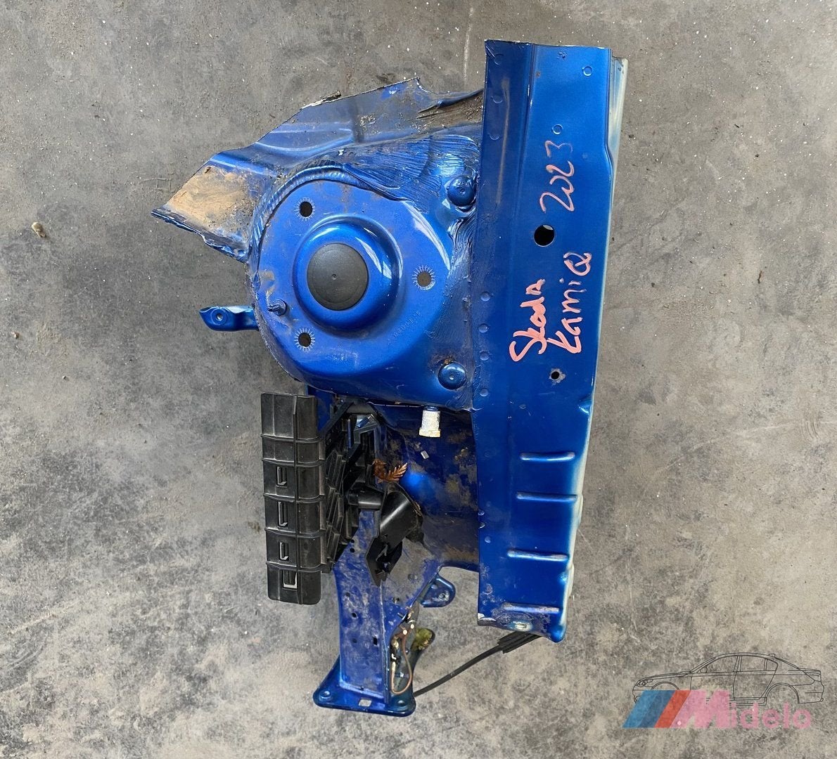 SKODA KAMIQ CHASSISBALK LINKS VOOR, -, Utilisé, Skoda, -