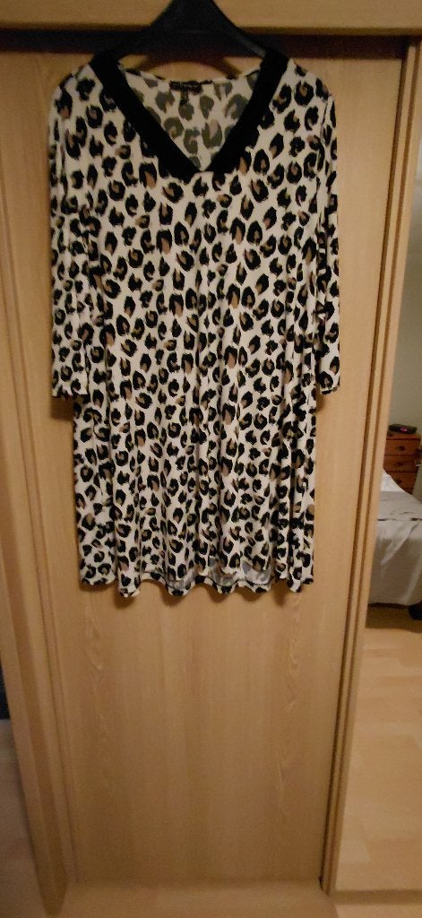 mooie tuniek merk ; Yoek Black Label maat 50-52, Yoek, Ophalen of Verzenden, Gedragen, Maat 46/48 (XL) of groter
