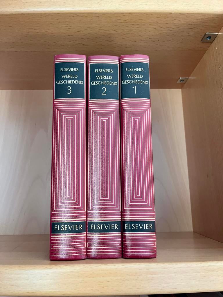Encyclopedie driedelig wereldgeschiedenis, Boeken, Ophalen, Gelezen
