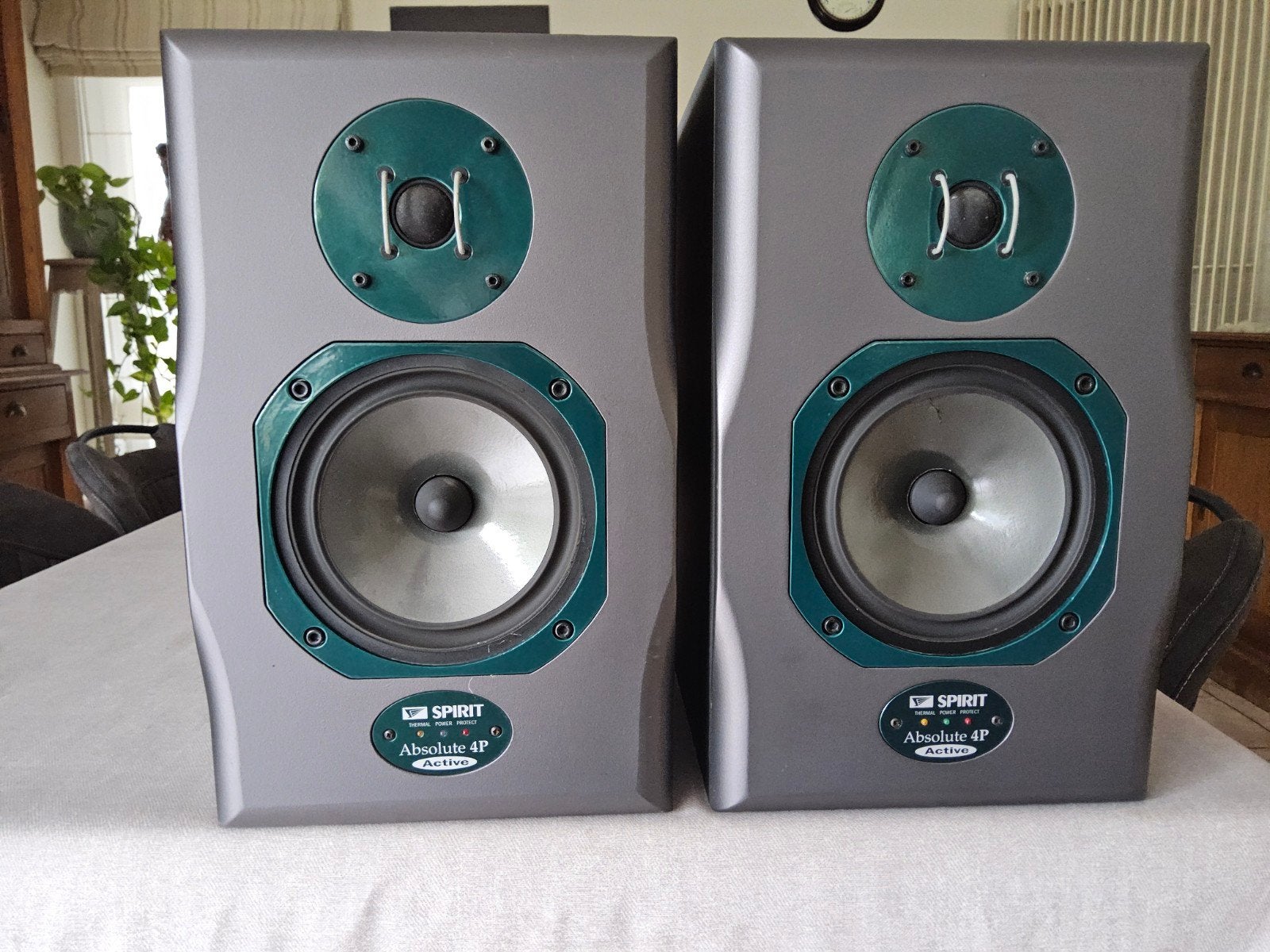 Soundcraft Spirit Absolute 4P, Audio, Tv en Foto, Luidsprekerboxen, Studiomonitor, Gebruikt, 60 tot 120 watt, AUX-ingang