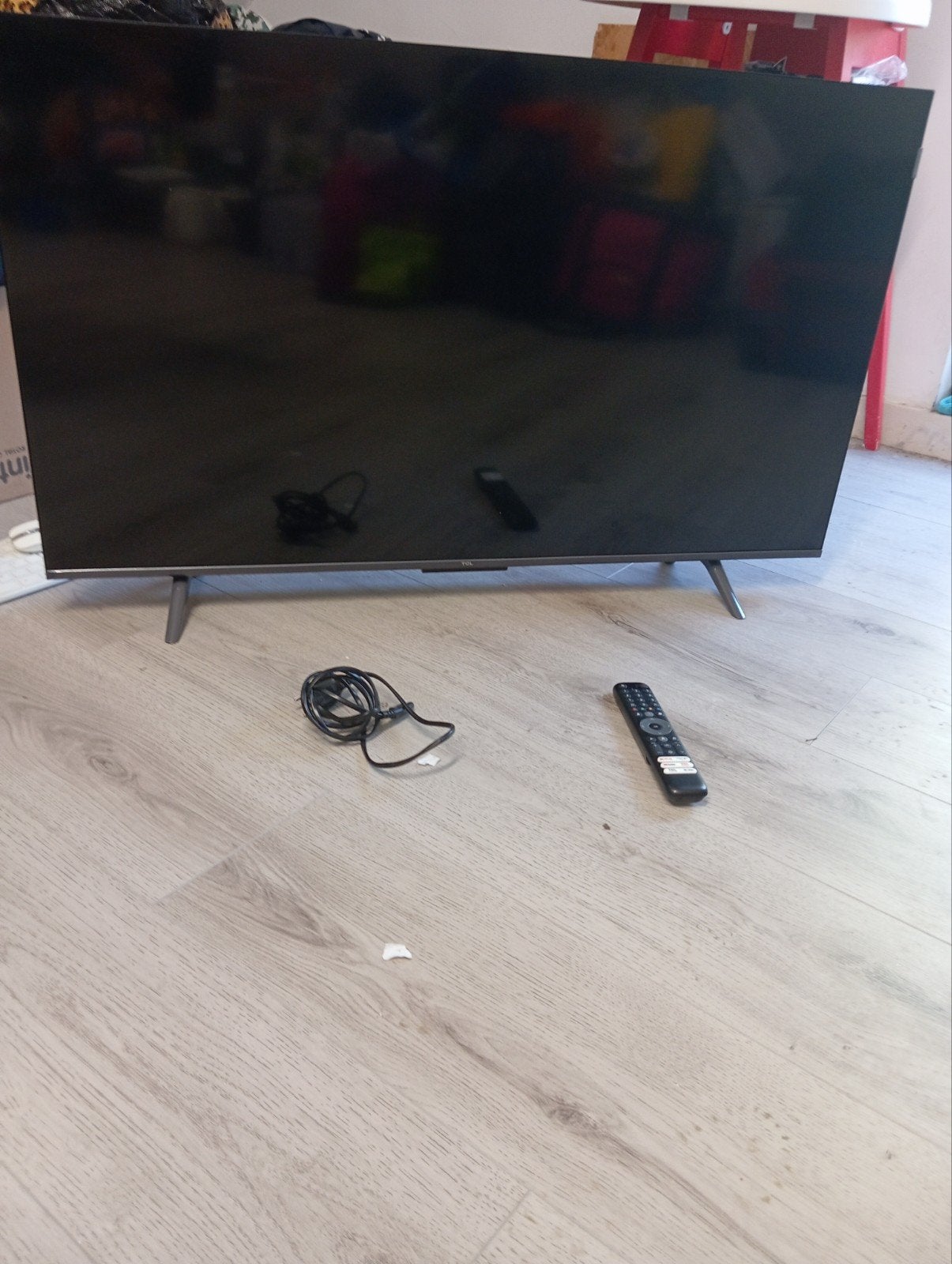 Téléviseur intelligent TCL 4K - Complet avec télécommande et, TV, Hi-fi & Vidéo, Autres marques, QLED, 50 Hz, Comme neuf
