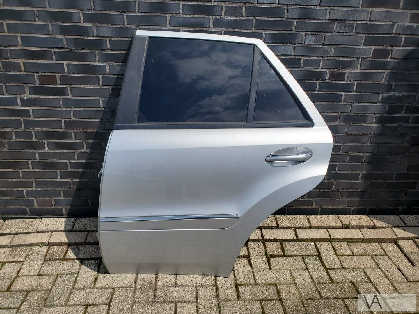 Mercedes ML W164 2005 - 2012 deur portier links achter €100, Arrière, Utilisé, Porte, -