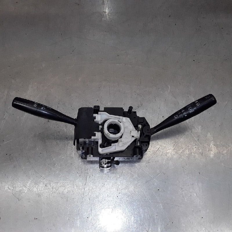 COMBINE COMMODO Suzuki Ignis (FH) (01-2000/12-2005), Utilisé, Suzuki